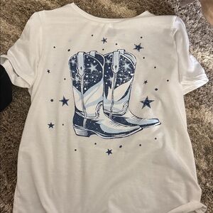 SHEIN White and Blue Graphic Tee